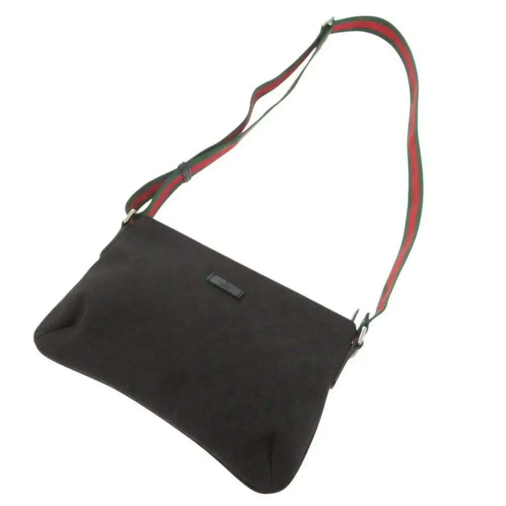 GUCCI Authentic Black Leather Shoulder Bag